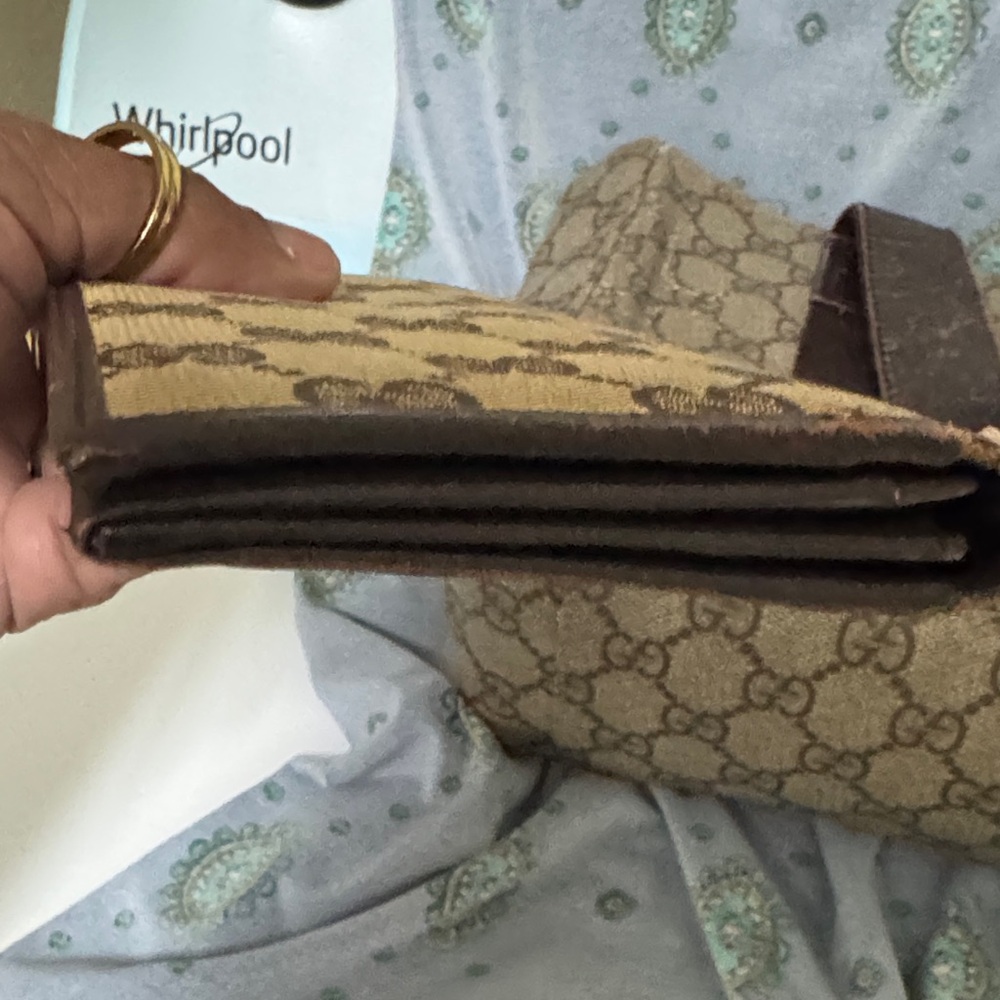 Gucci Beige Monogram Canvas Tote with Brown Leather Trim and Matching Pouch - Picture 12 of 14